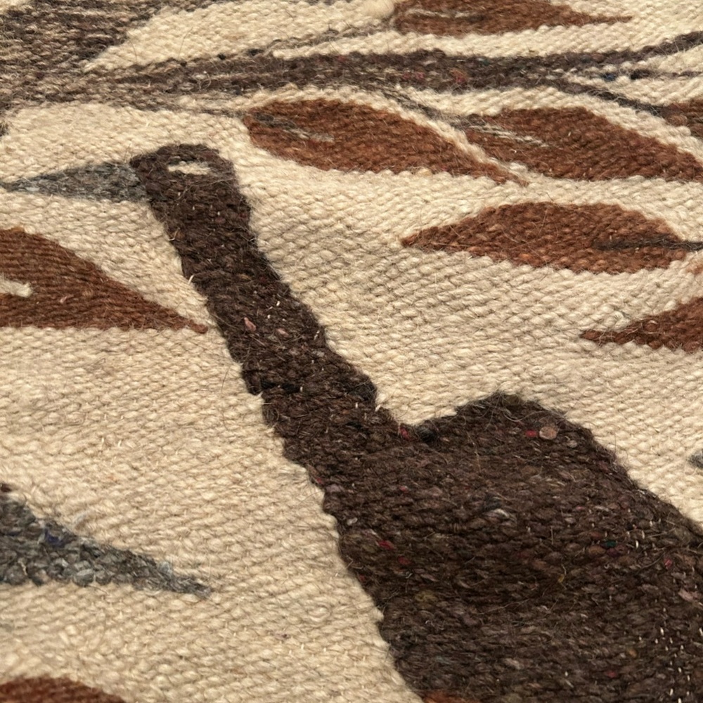 Stunning hand woven area carpet ⭐️ - Picture 3 of 9